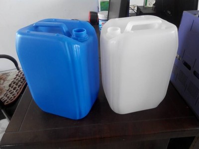 【厂家直销】批量25升塑料桶III型/水剂塑料罐 25L塑料瓶 壶 25公斤方形堆码桶 推广图片_高清图_细节图